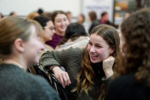 JLIC students studying together in Jerusalem during the Winter Break Israel Mission 2024