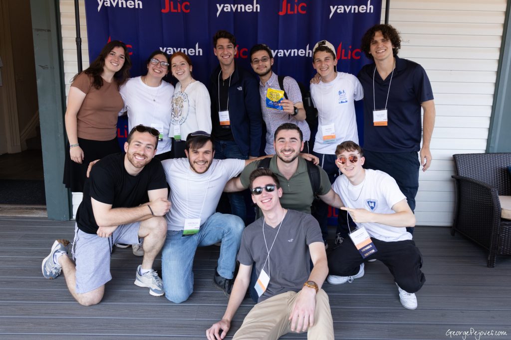 Yavneh students on the Fall Shabbaton