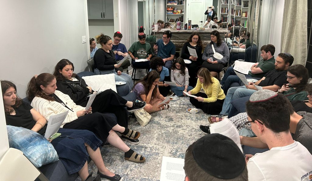 JLIC Brandeis students learning at TNT (Tuesday Night Torah)