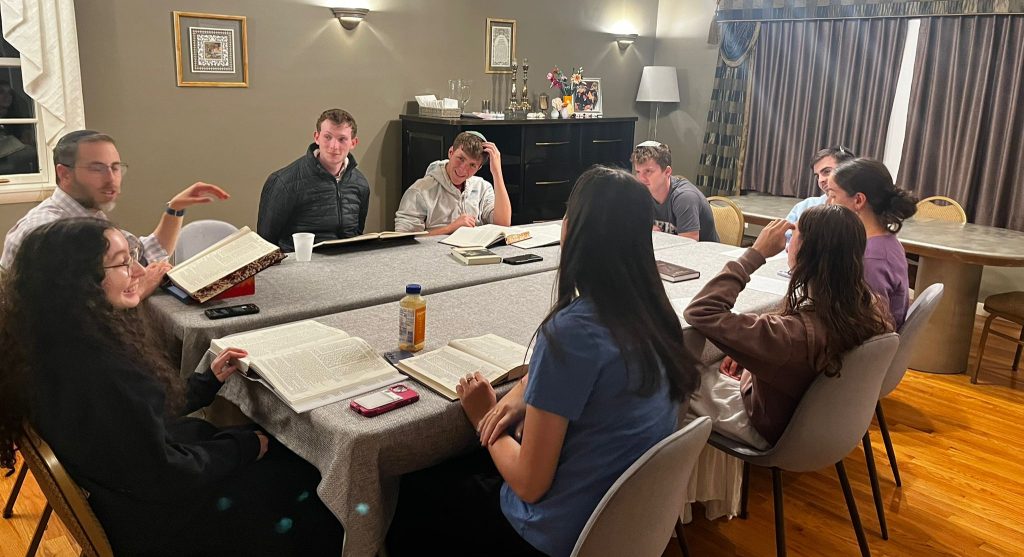 JLIC Binghamton students learning with Rav Jared