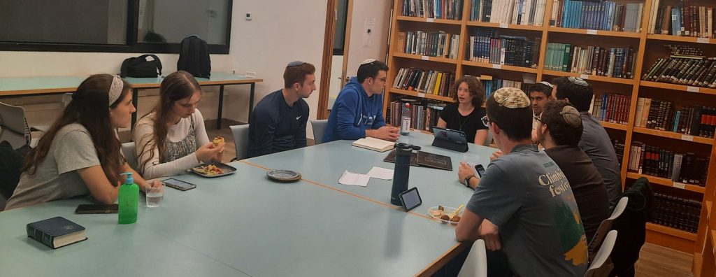 JLIC Technion Students learning together